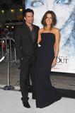 th_89574_Kate_Beckinsale_-_Whiteout_premiere_in_Los_Angeles_-_September_9_2009_009_122_1170lo.jpg