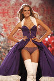 th_08451_fashiongallery_VSShow08_Show-238_122_500lo.jpg