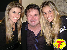 image hosted by ImageVenue.com