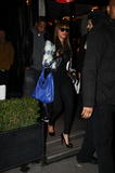th_55293_celebrity-paradise.com-The_Elder-BEYONCE_2010-01-21_-_lunch_at_the_restaurant_L7_AVENUE_in_Paris_891_122_656lo.jpg