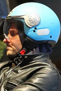 th_586637340_bradley_cooper_melanie_laurent_paris_11282011_06_430x643_123_690lo.jpg