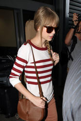 Taylor Swift テイラー・スウィフト