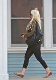 Кристина Агилера, фото 10550. Christina Aguilera arrives for vocal practice at a studio, february 2, foto 10550