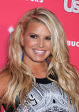 th_32019_celebrity_paradise.com_Jessica_Simpson_hot_50_122_869lo.jpg