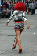 th_16079_Rihanna_shoots_Whats_My_Name_in_NYC_144_122_987lo.jpg