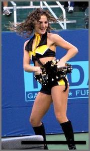 Cheerleaders-%5B394-foto%5D-v6j1g1vank.jpg