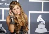 http://img184.imagevenue.com/loc990/th_49161_MileyCyrus_53rdannualGrammyAwardsinLosAngelesFeb132011_By_oTTo3_122_990lo.jpg